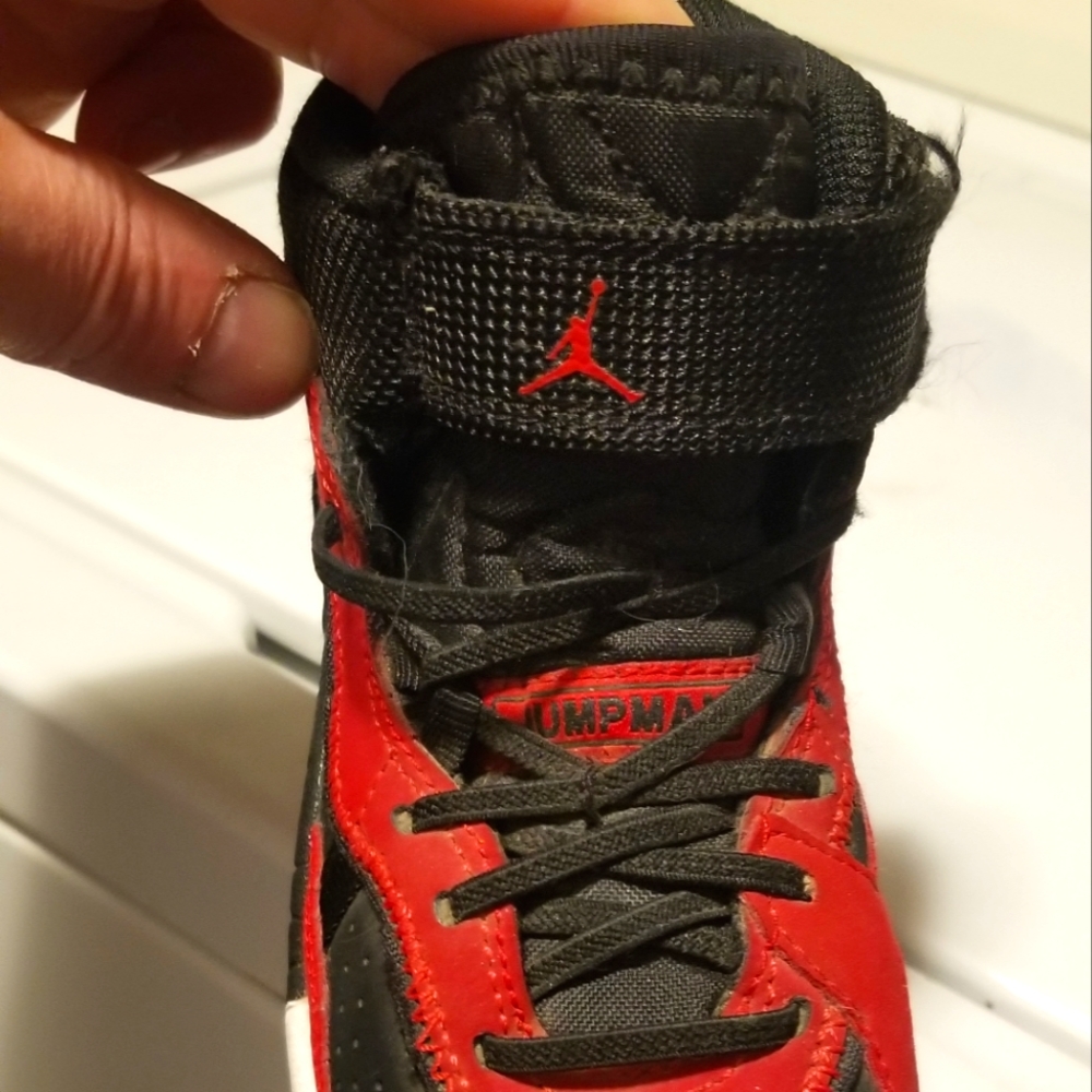 Jordan's size 11c for children